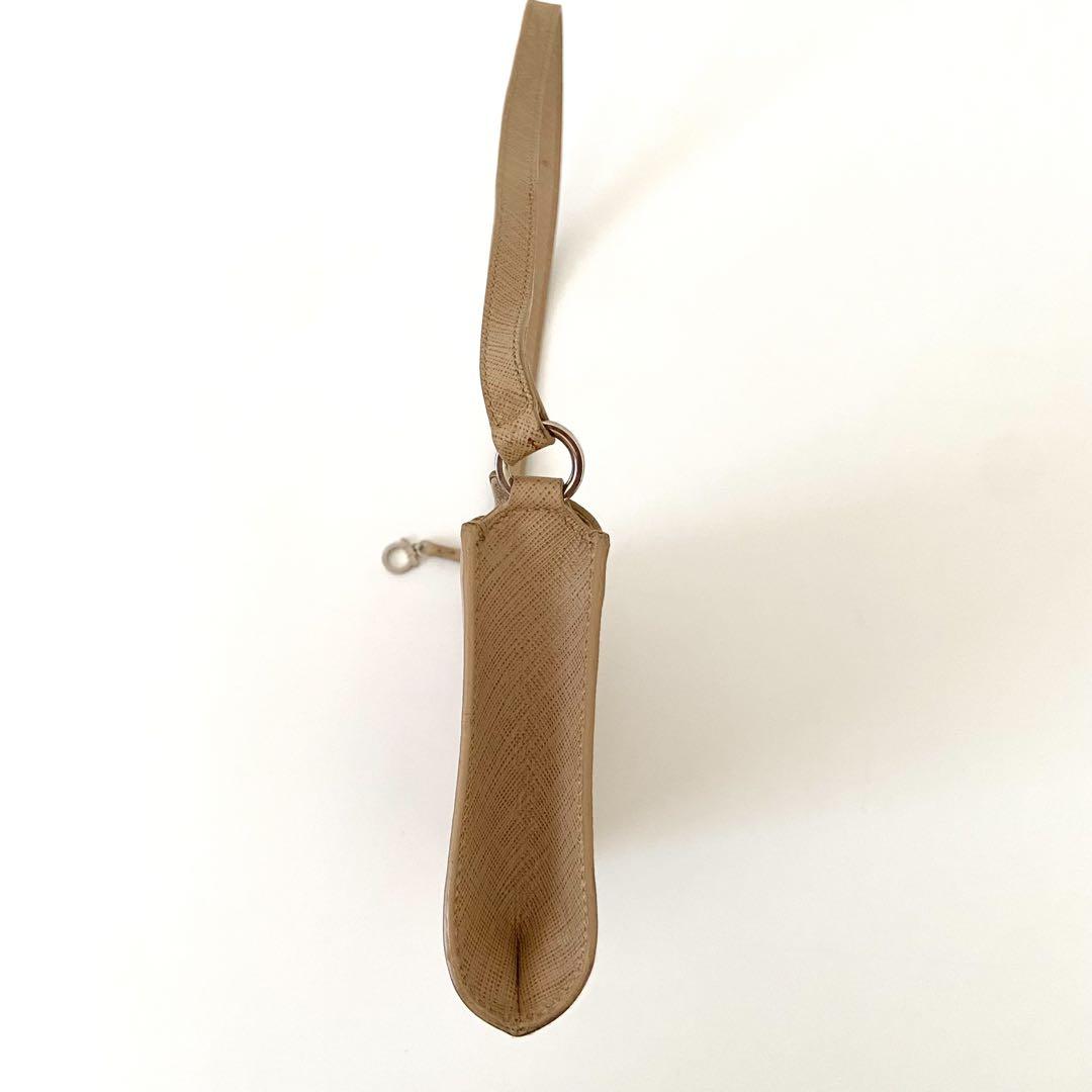 美フェラガモ ワンショルダーバッグ サフィアーノレザー ガンチーニ　アクセサリー