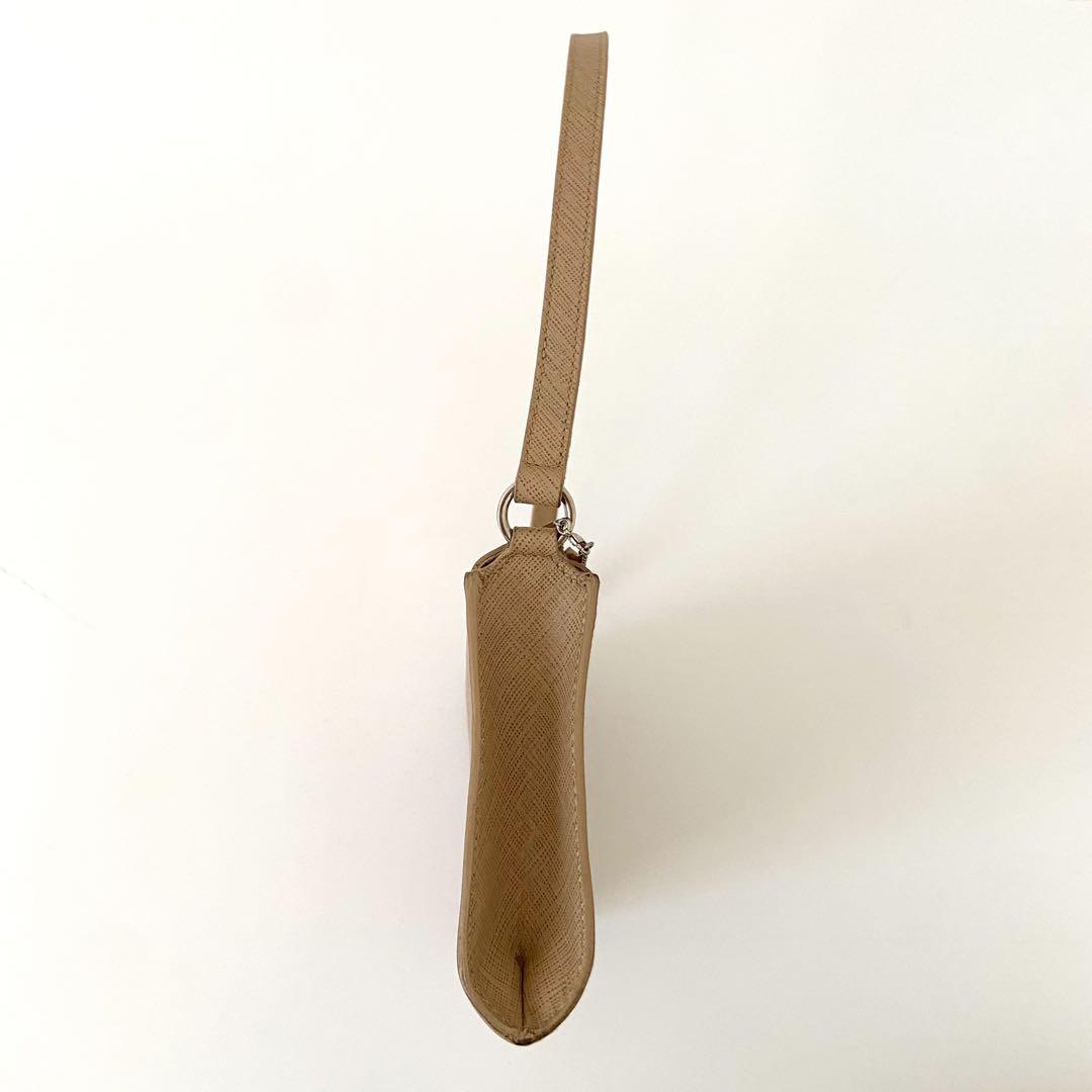 美フェラガモ ワンショルダーバッグ サフィアーノレザー ガンチーニ　アクセサリー