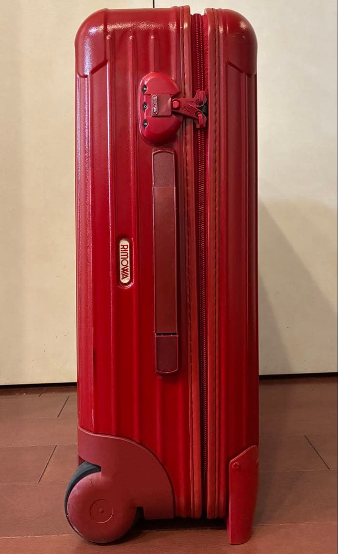 お値下げ！中古 RIMOWA レッド 機内持込可 キャリーケース 855.52