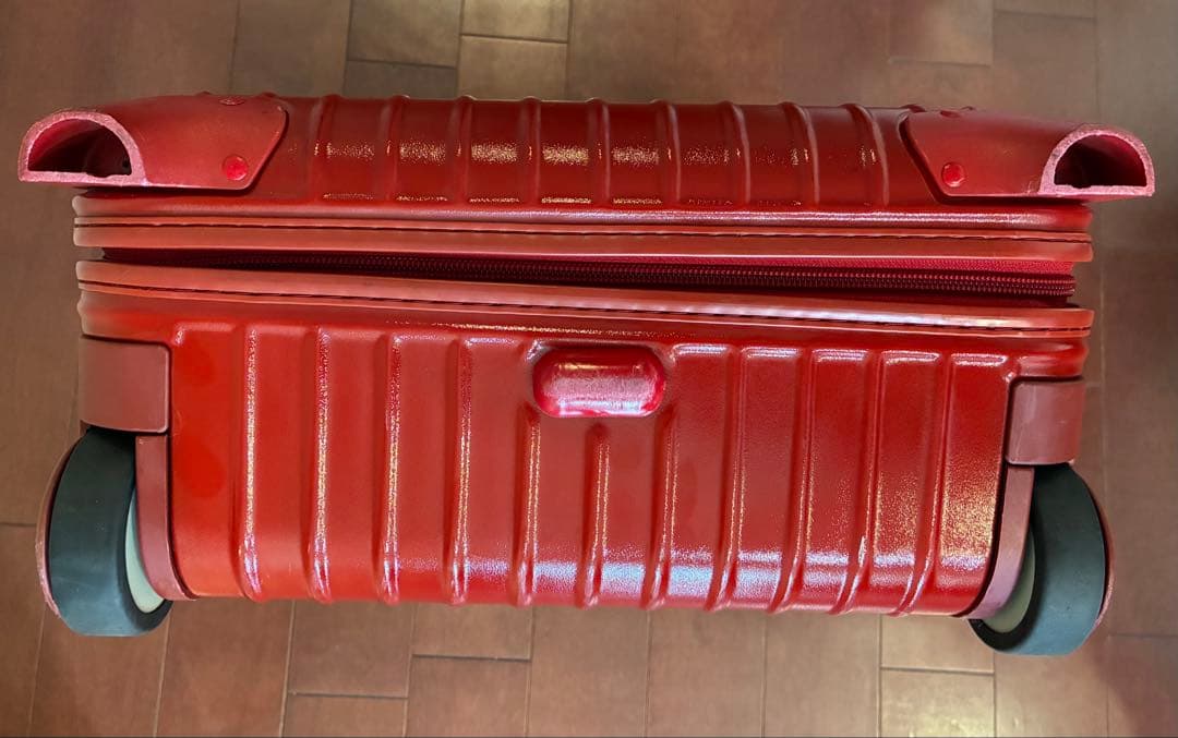 お値下げ！中古 RIMOWA レッド 機内持込可 キャリーケース 855.52