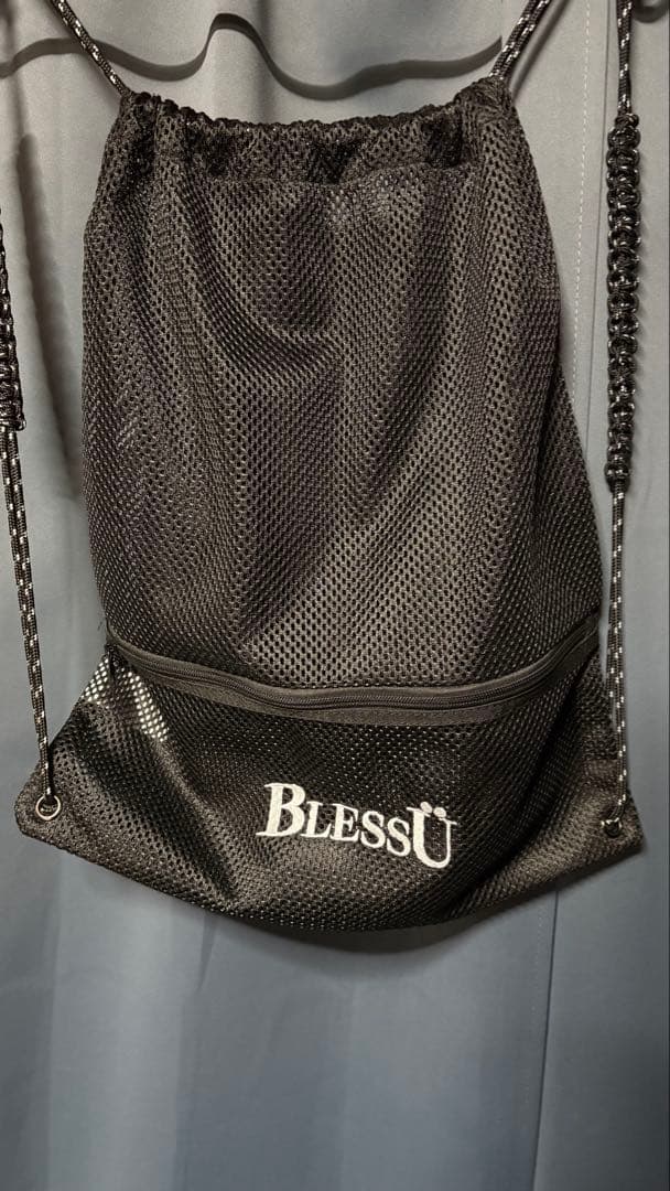 bless uナップサック ブラック