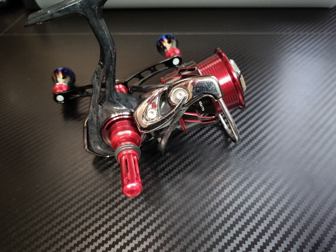 Daiwa 17 AEGIS 2003F　新品ハンドル、スタンド付
