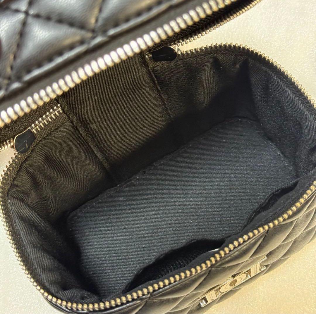 Darich ダーリッチ バニティバッグ ブラック