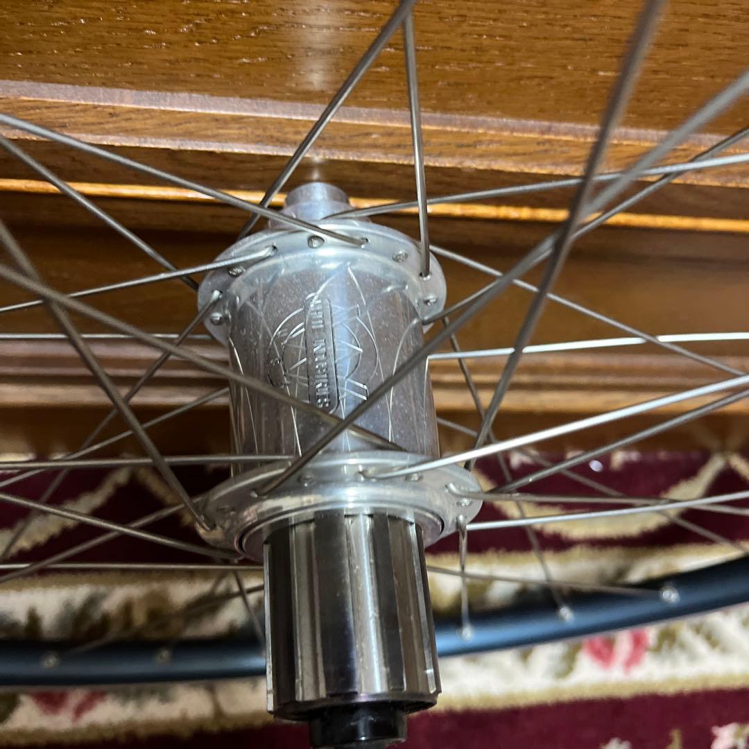 パーツ WHITE INDASTRY MAVIC220