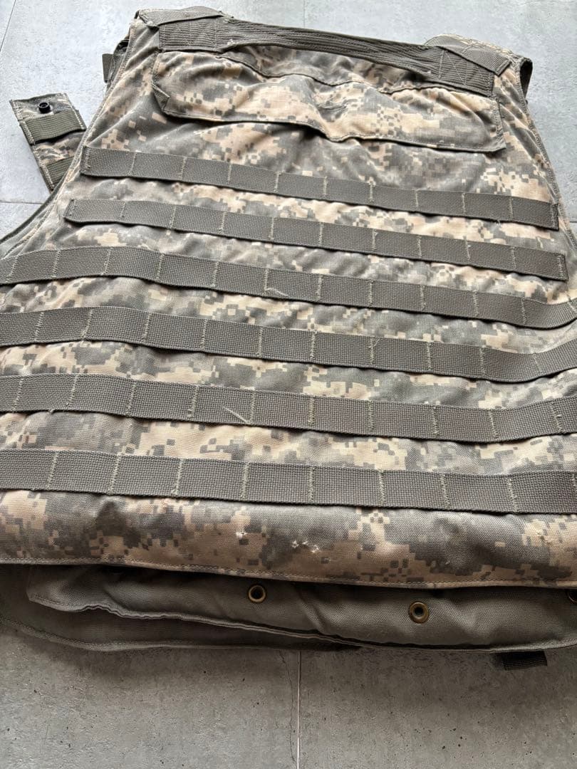 米軍　アメリカ軍　ACU OTV アーマー　ボディアーマー　実物