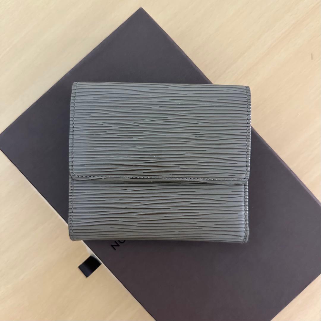 Louis Vuitton ルイヴィトン エピ 三つ折り財布 Wホック