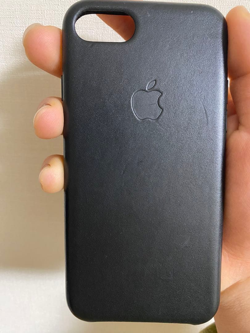 iPhone7ジェットブラック(128GB) Apple純正ケース(ブラック)