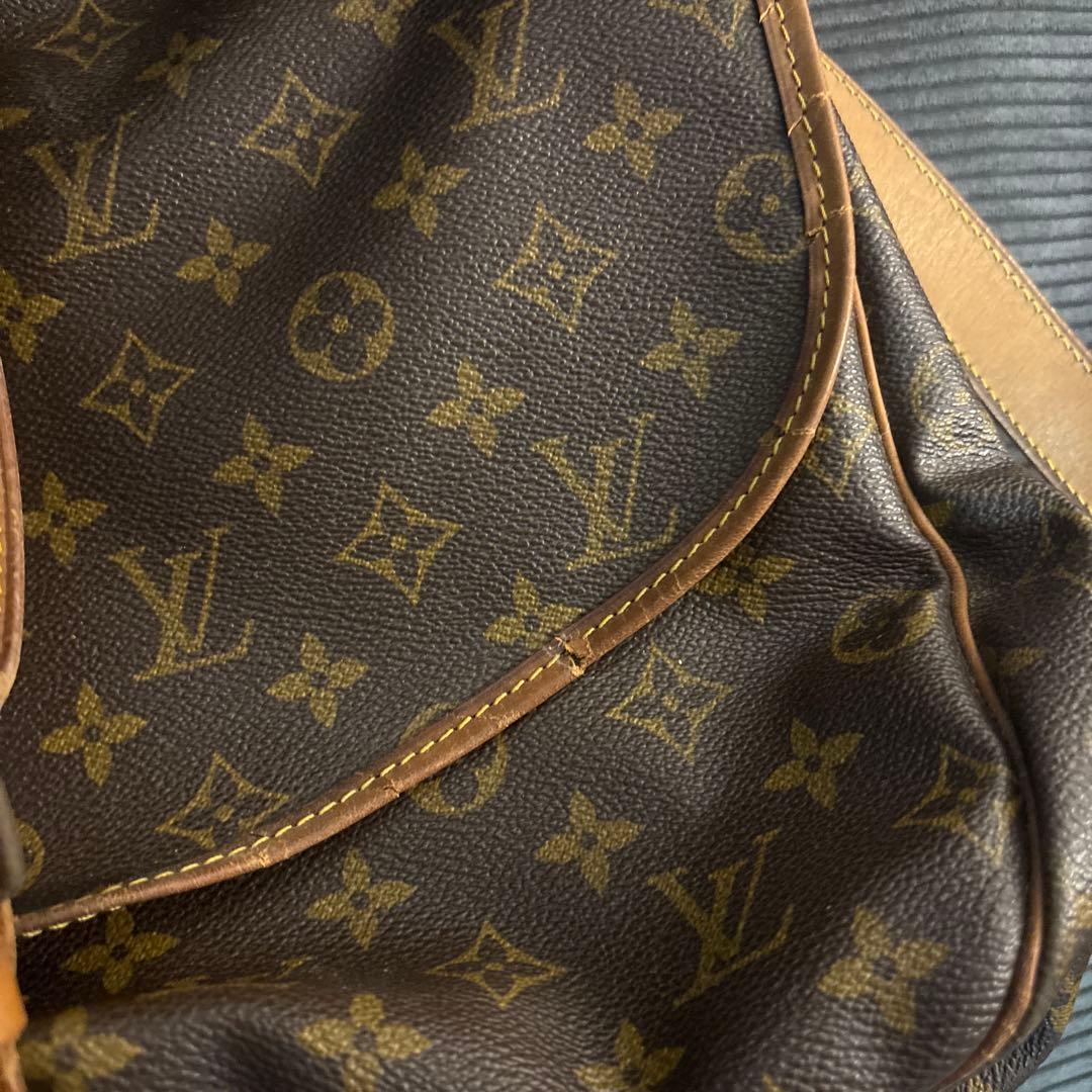 LOUIS VUITTON ソミュール 35 ショルダーバッグ モノグラム