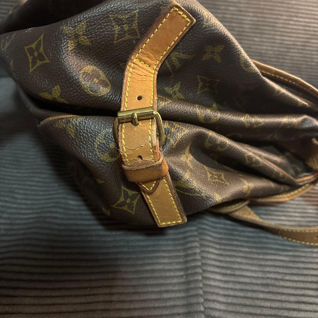 LOUIS VUITTON ソミュール 35 ショルダーバッグ モノグラム