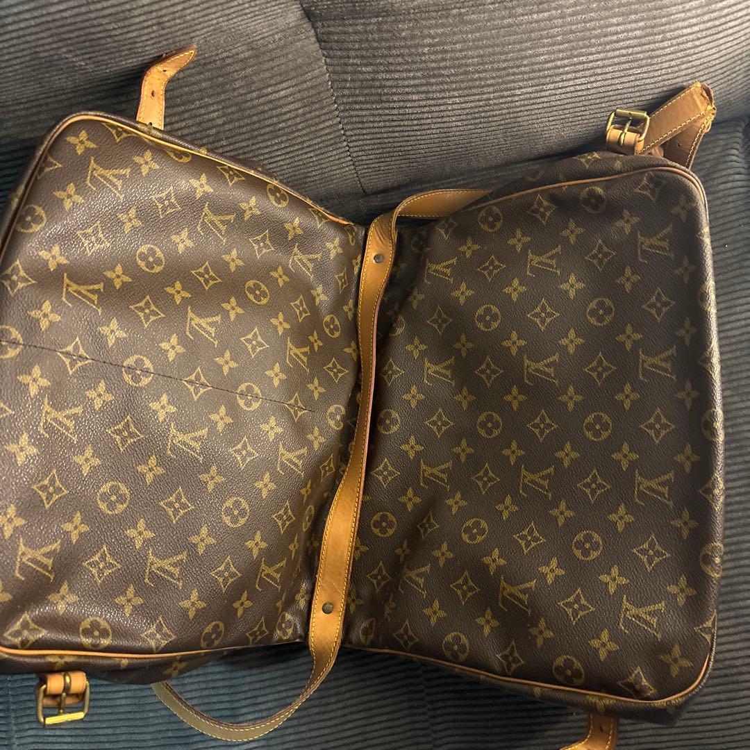 LOUIS VUITTON ソミュール 35 ショルダーバッグ モノグラム