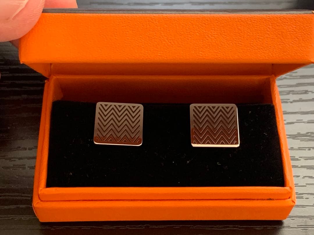 エルメス HERMES カフス ボタン シェーヌダンクル シルバー ブラック箱付