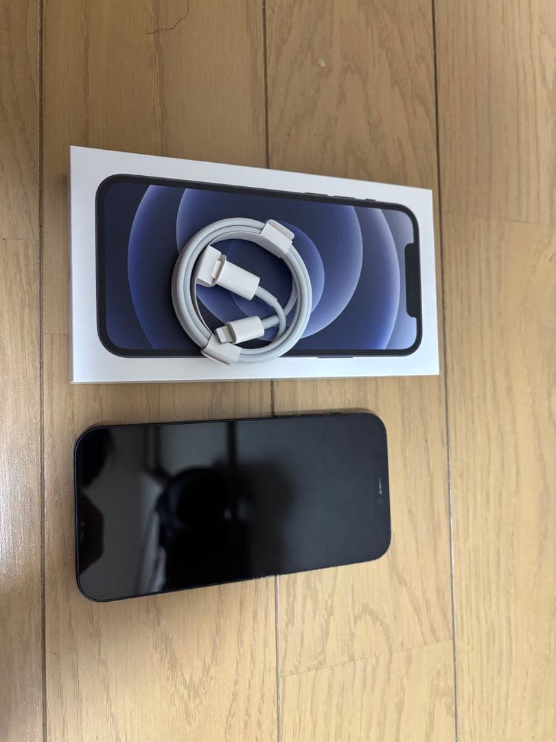 スマートフォン本体 Apple iPhone 12
