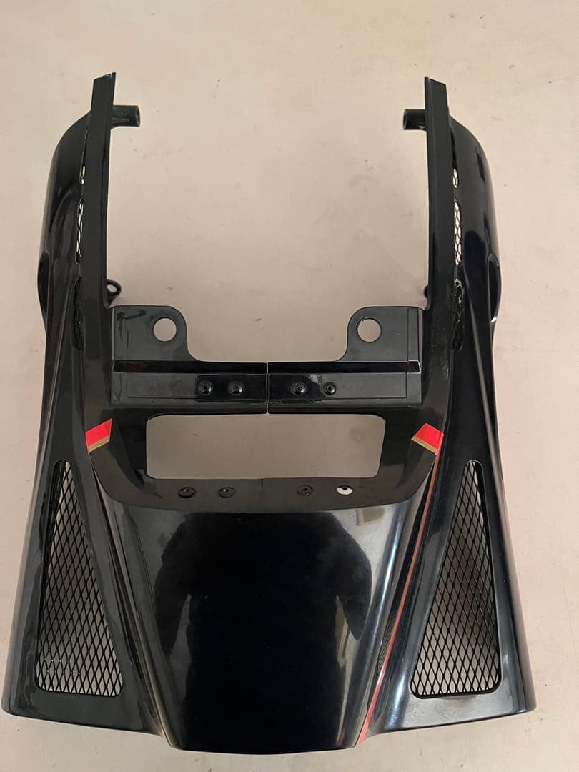 RG400 500 ガンマ　Walter Wolf リア　カウル