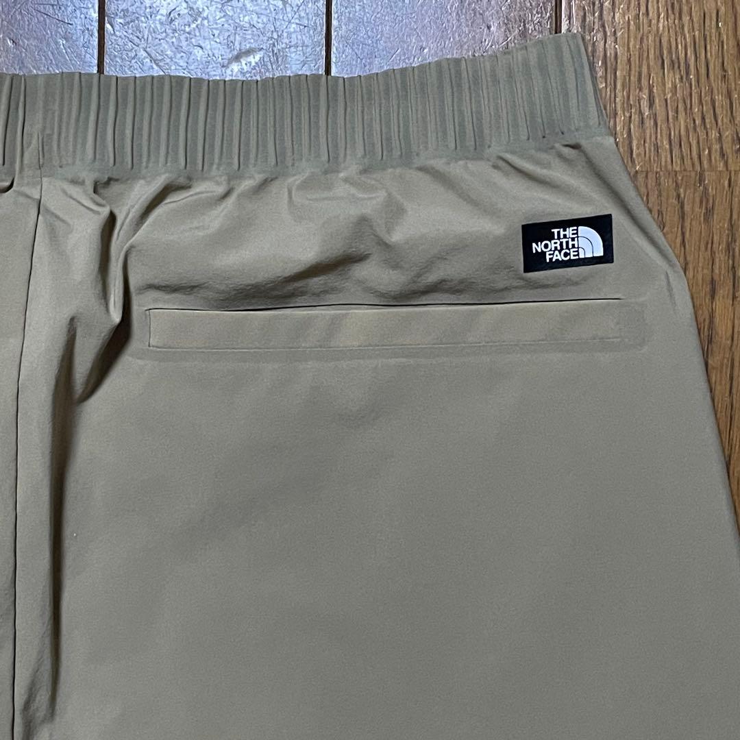 ノースフェイス　エクスプローラーパーセルリラックスパンツ　新品未使用　XL
