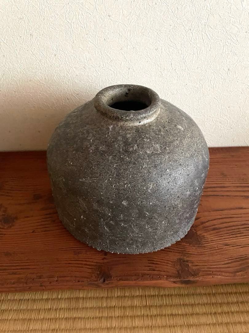 壺田亜矢作　陶器 花瓶