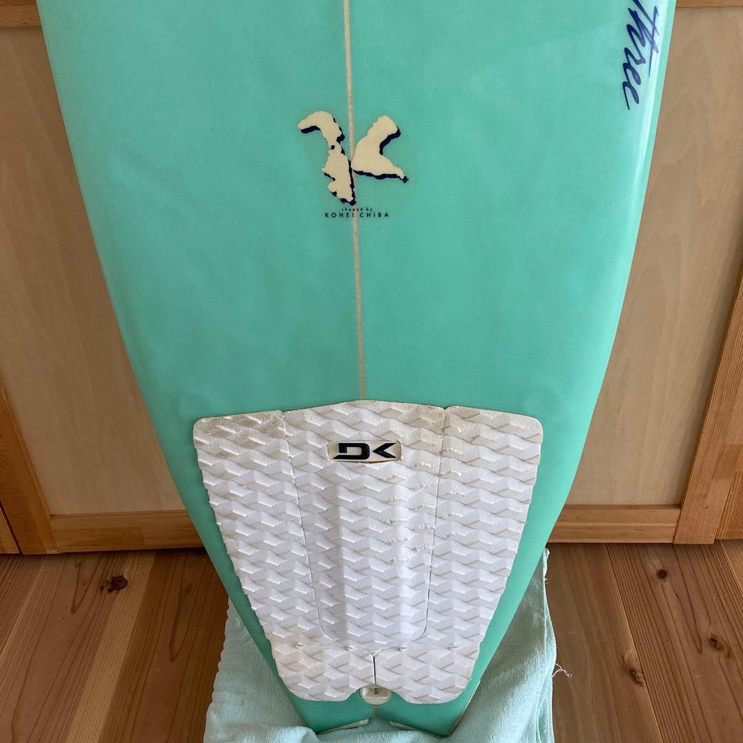 ノークラッシュ　303 サーフボード　5'11 サーフィン