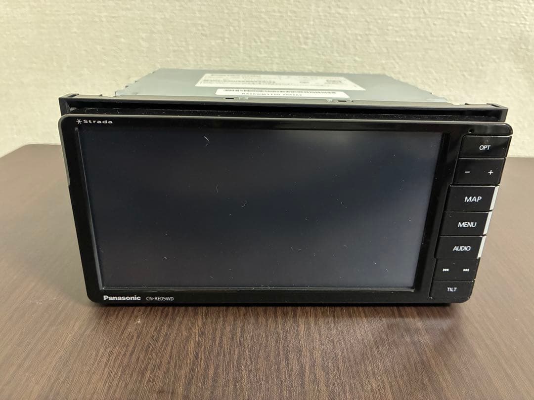 パナソニック　ストラーダ　CN-RE05WD 中古