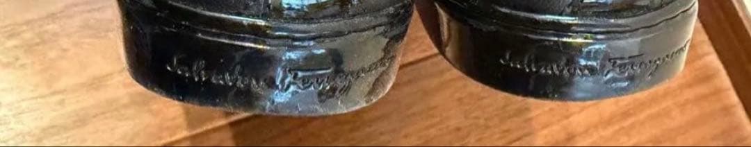 サルヴァトーレフェラガモ ヴァラ リボン キルティング フラットシューズ 8D