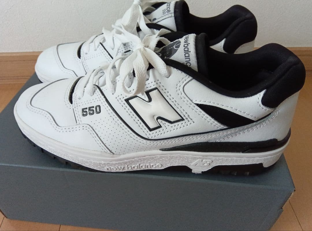New Balance 550 ホワイト/ブラック シューズ
