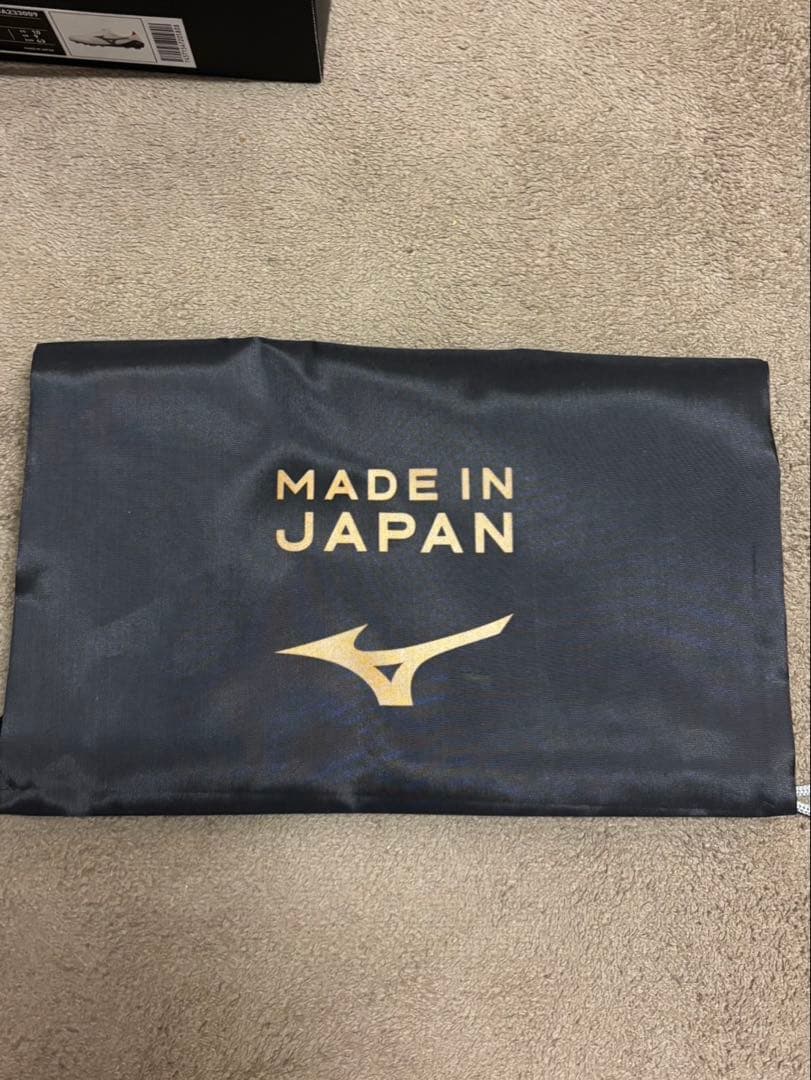 サッカースパイク　Morelia neo 4 Japan 28cm