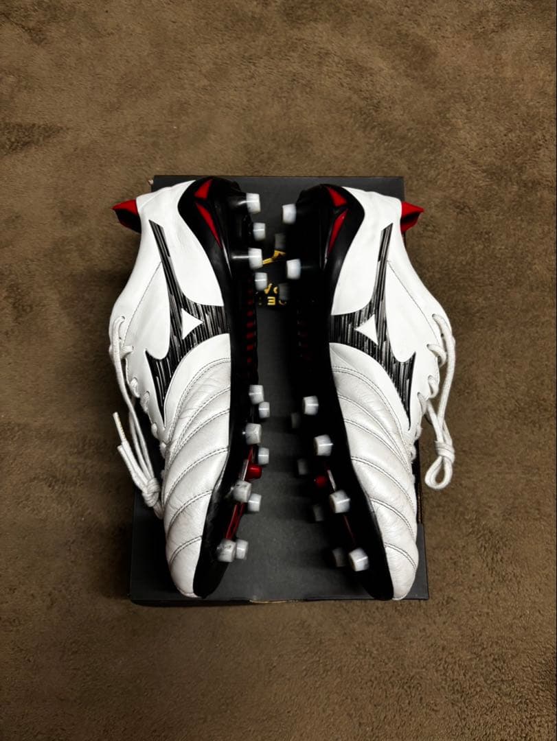 サッカースパイク　Morelia neo 4 Japan 28cm