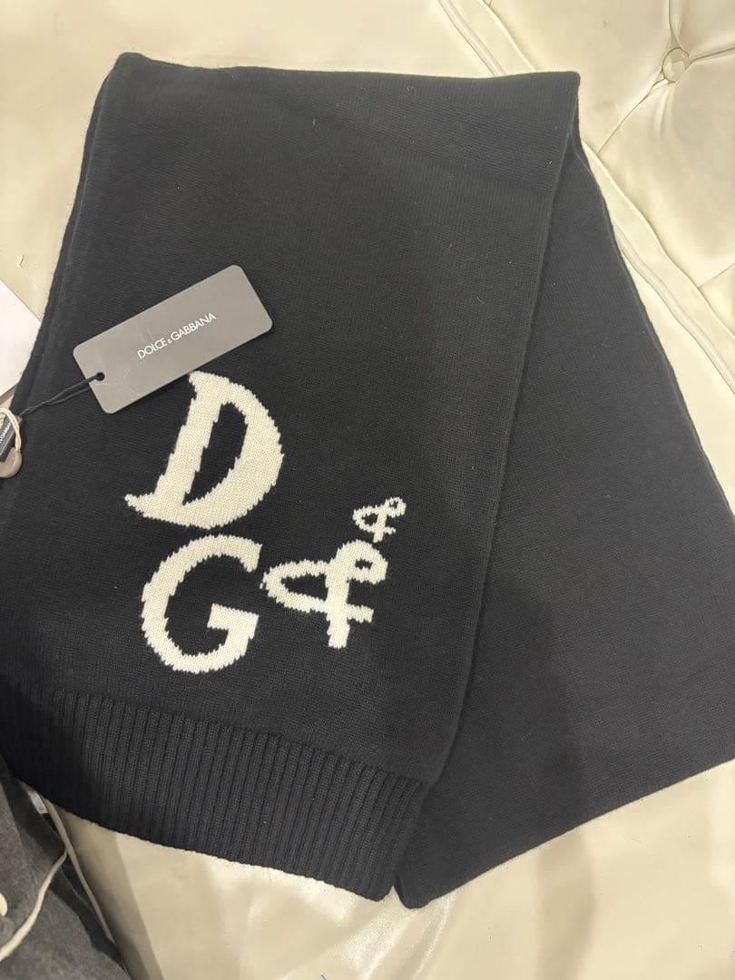 Dolce & Gabbana ロゴ入りマフラー 黒