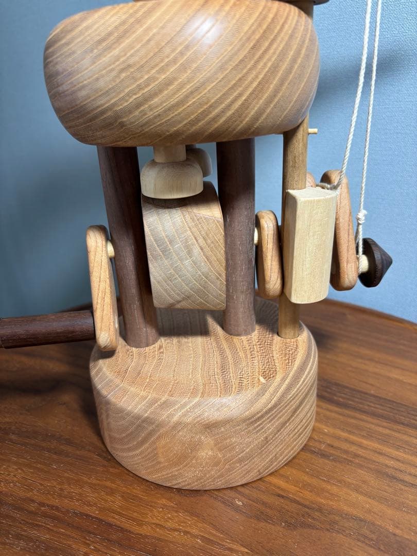 木の動く玩具 大 (カラクリ玩具)