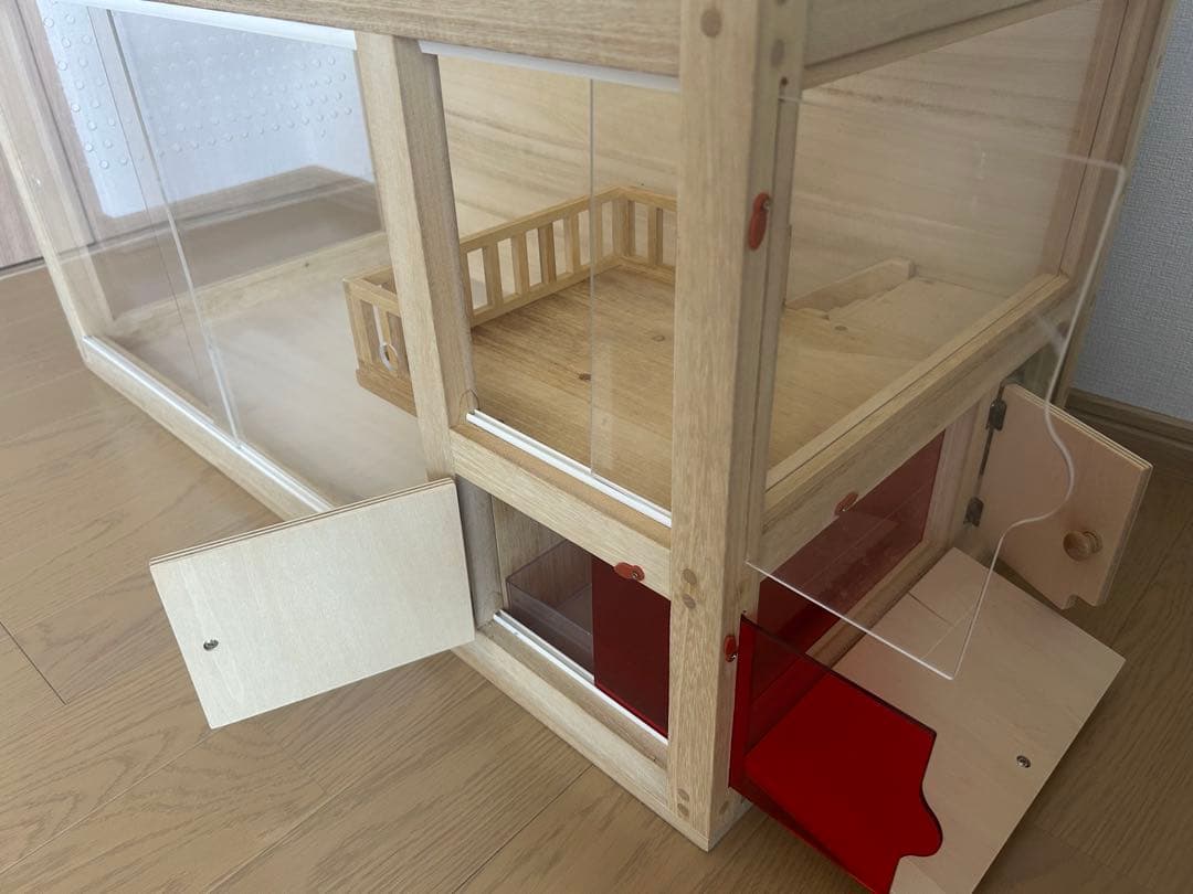 木製小動物用透明ケージ