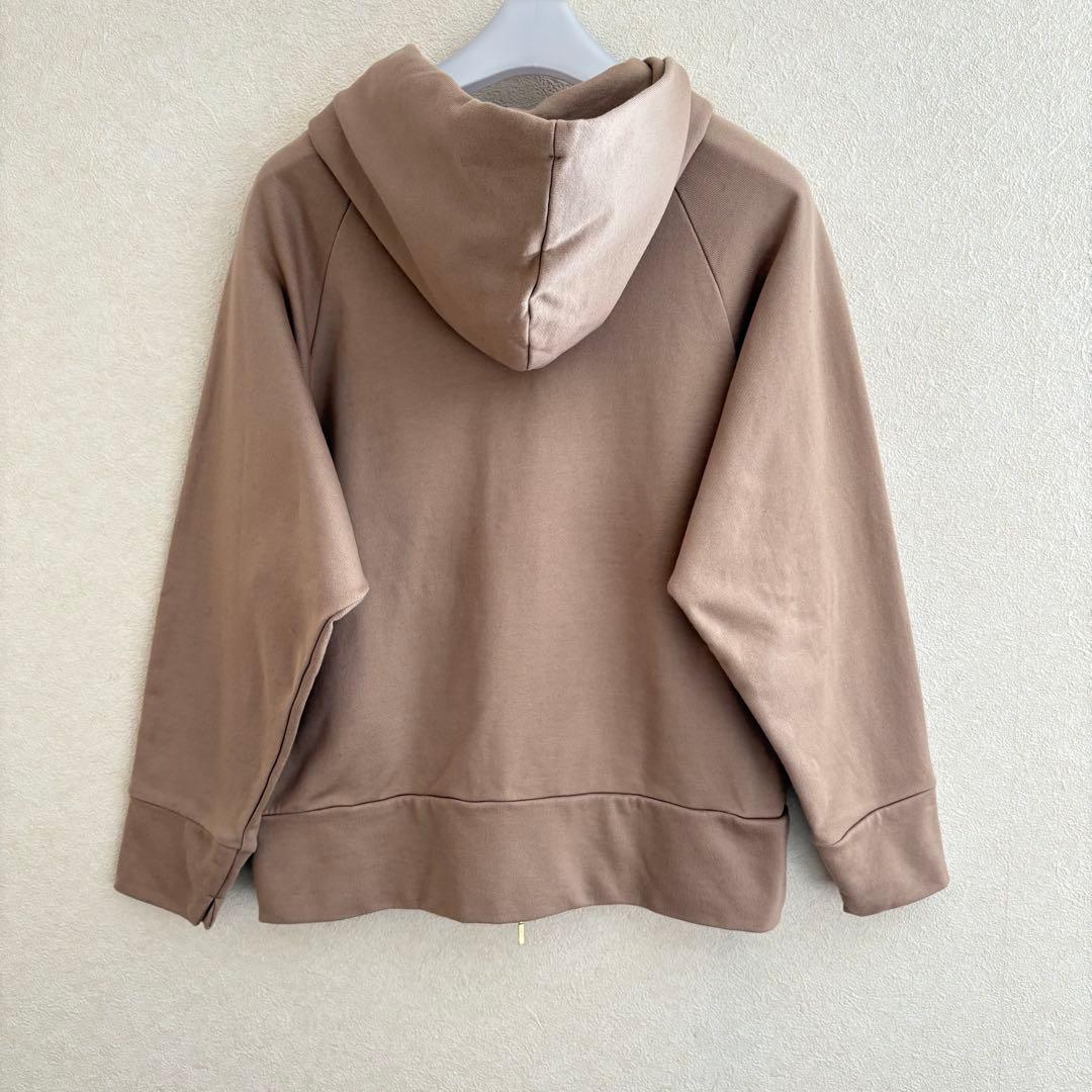試着のみ　　BEIGE. ベイジ　　アウター　パーカー