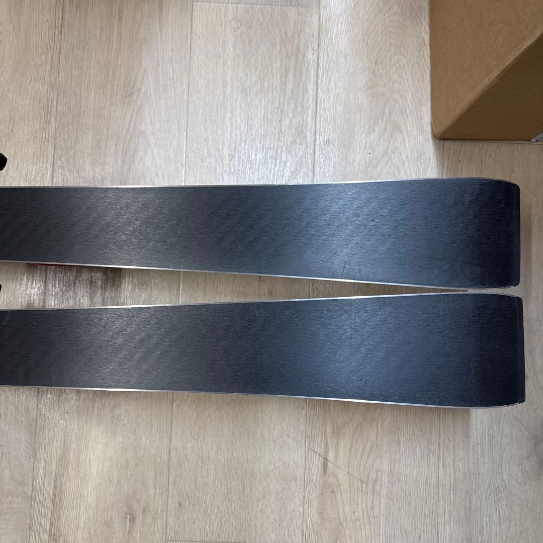 Atomic アトミック Redster S8i スキー板 155cm