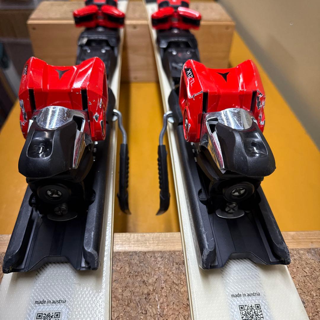 Atomic アトミック Redster S8i スキー板 155cm