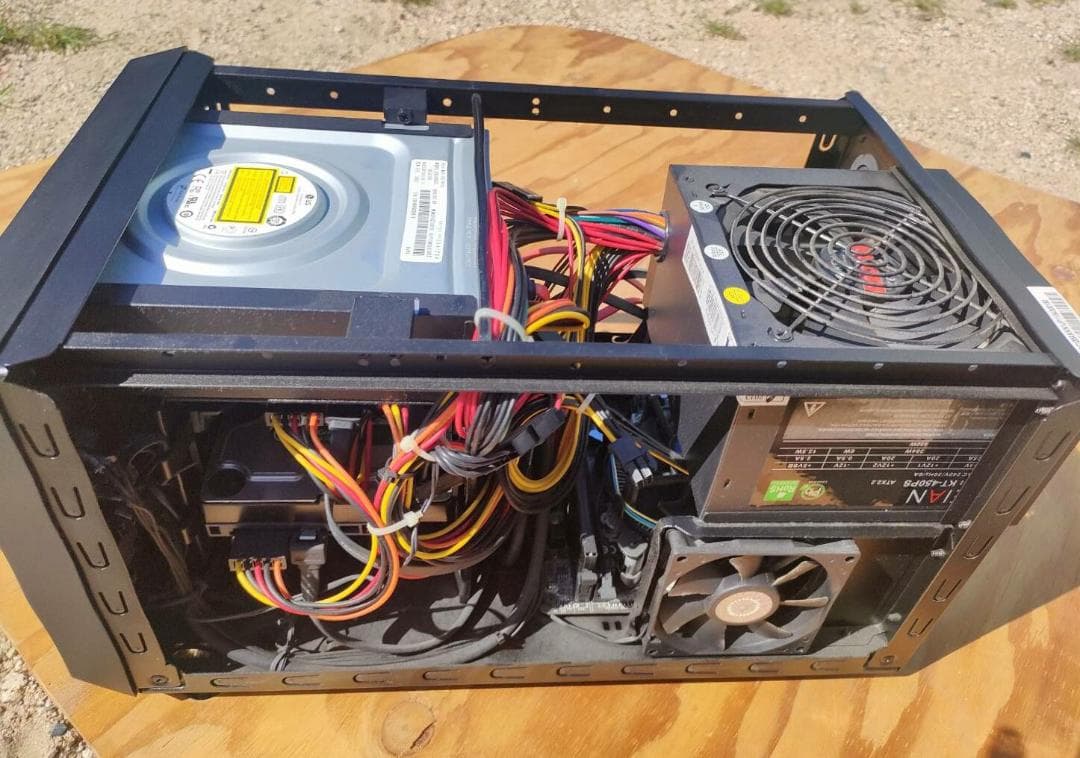 【ジャンク】ASRock B85M-ITX　デスクトップPC （DVD故障!）