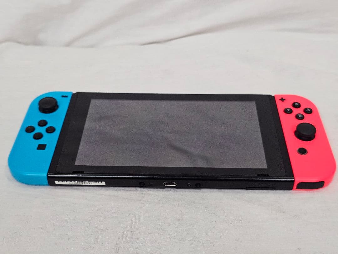 未対策機　Nintendo Switch ネオンブルー/ネオンレッド 本体