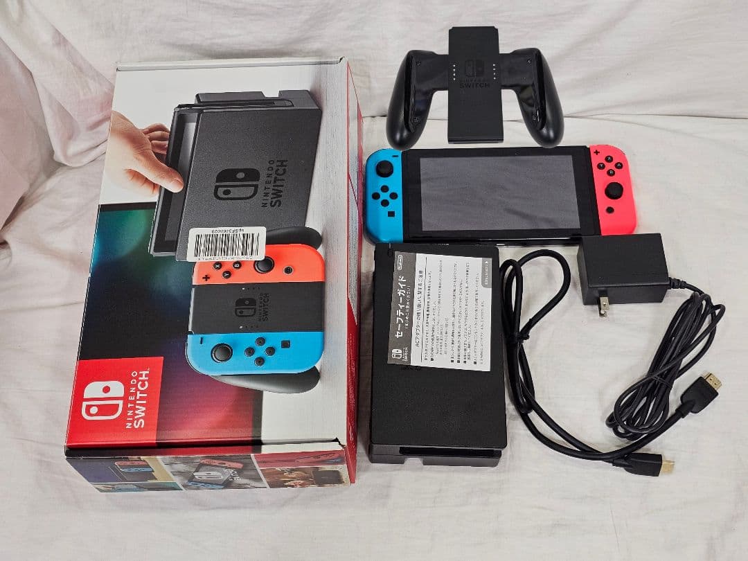 未対策機　Nintendo Switch ネオンブルー/ネオンレッド 本体