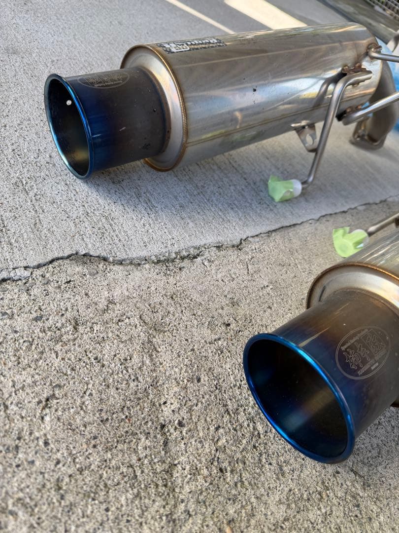 【中古】レヴォーグVN5 柿本Regu.06& R リアピース