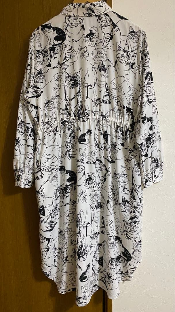 美品ロイスクレヨン アンドエルシー　ネコスケッチ シャツワンピース