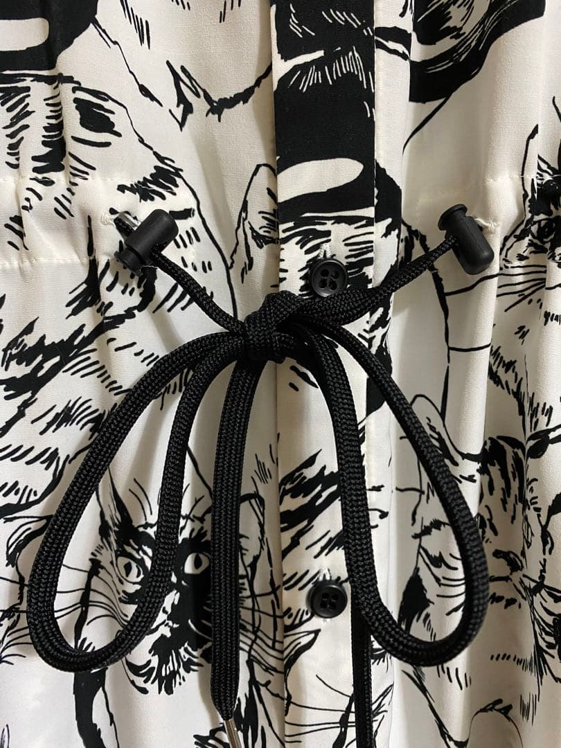 美品ロイスクレヨン アンドエルシー　ネコスケッチ シャツワンピース