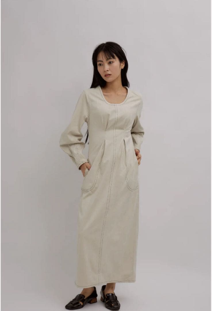 ワンピース vallan Uneck Stitch Cocoon Dress