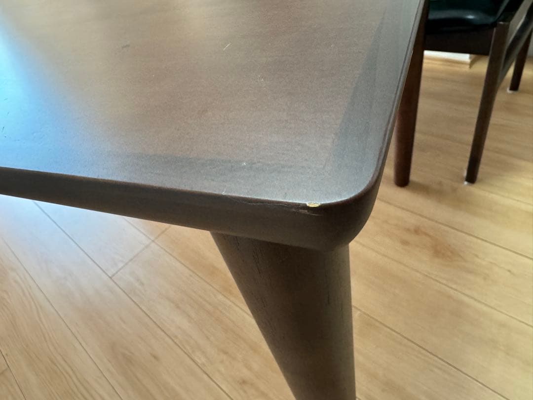 カリモク60 ダイニングテーブル　1300