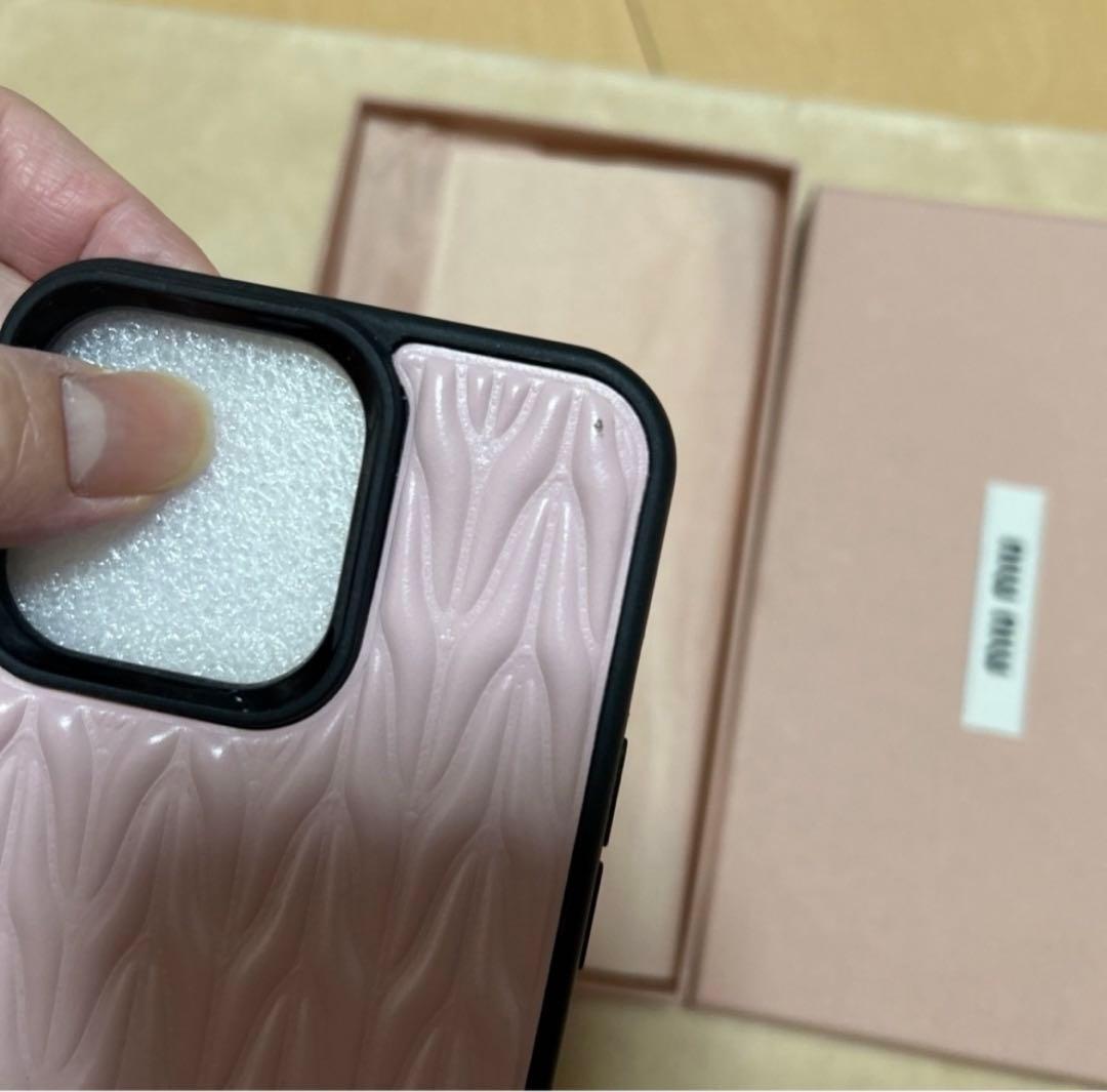 MIU MIU iPhone用ケース ピンク　iPhone14pro