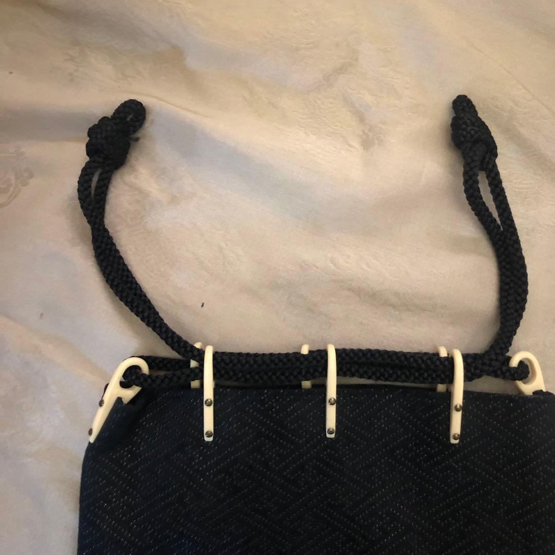 印傳屋合才袋 (中) 紺／紺　紗綾形