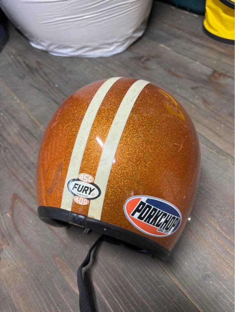 美品　FURY400 LFLAKE GOLD ビンテージヘルメット