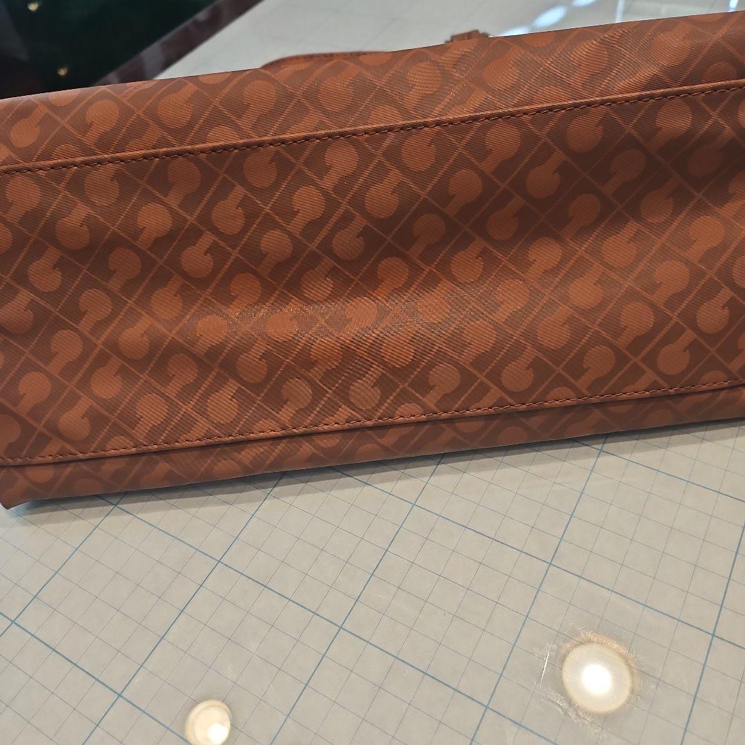 極美品 GHERARDINI ソフティ トートバッグ スタッズ　レザー　ブラウン