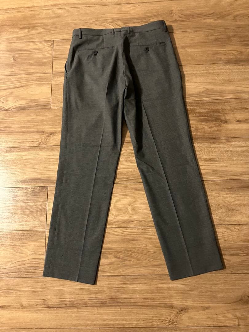 試着のみインコテックス　スラックス　サイズ46 チャコールグレー