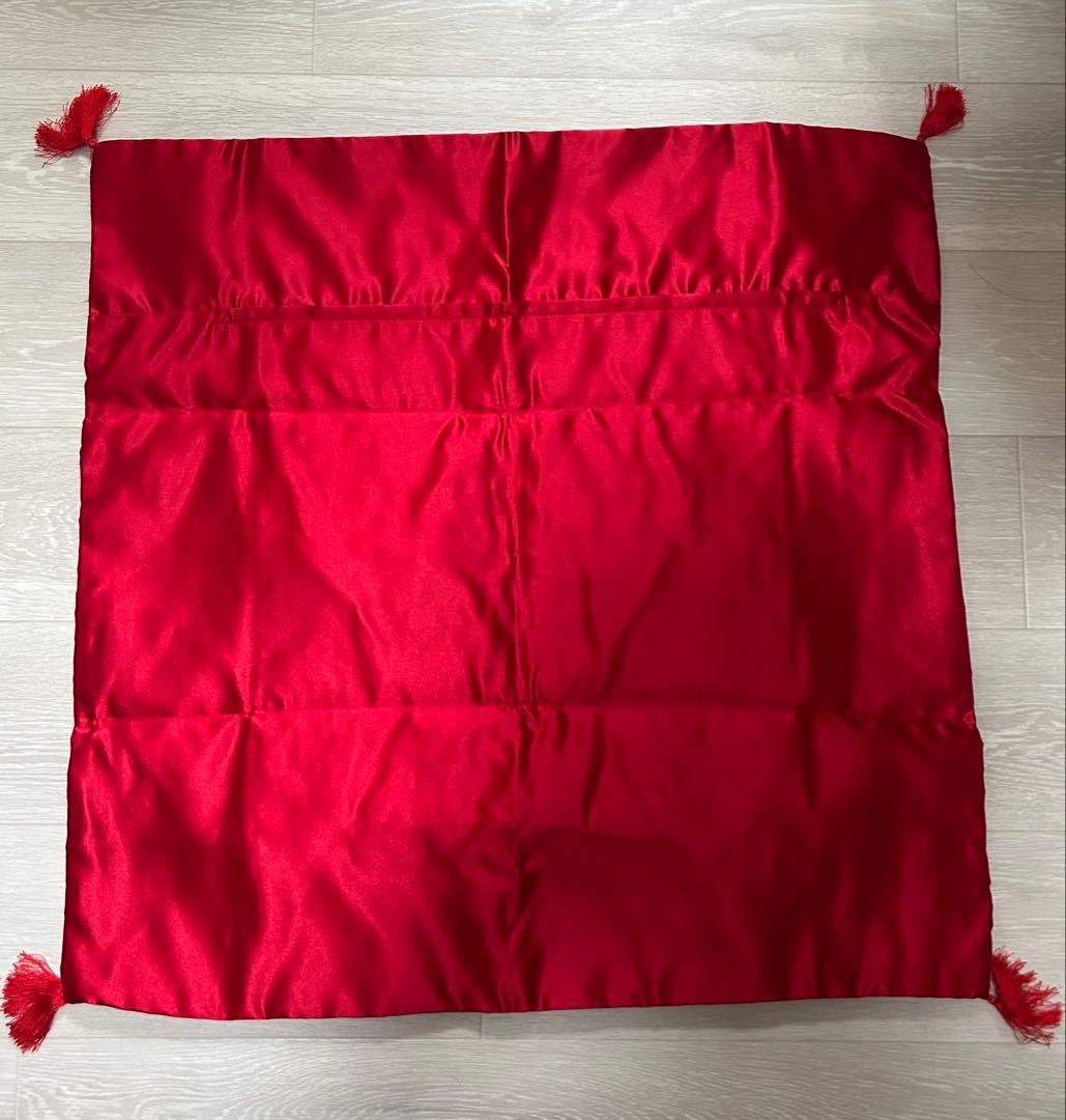 韓国鶴刺繍・幾何学模様のサテン座布団カバー4枚セット