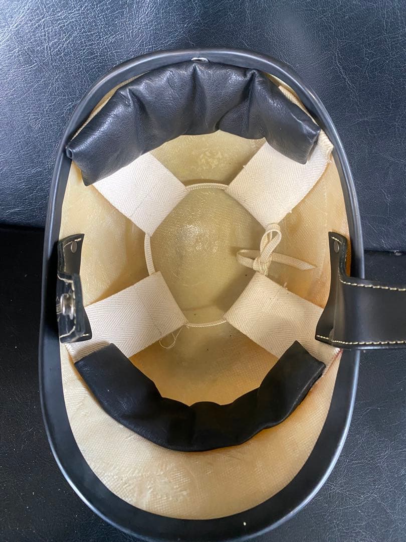 ハードリードライバブルヘルメット