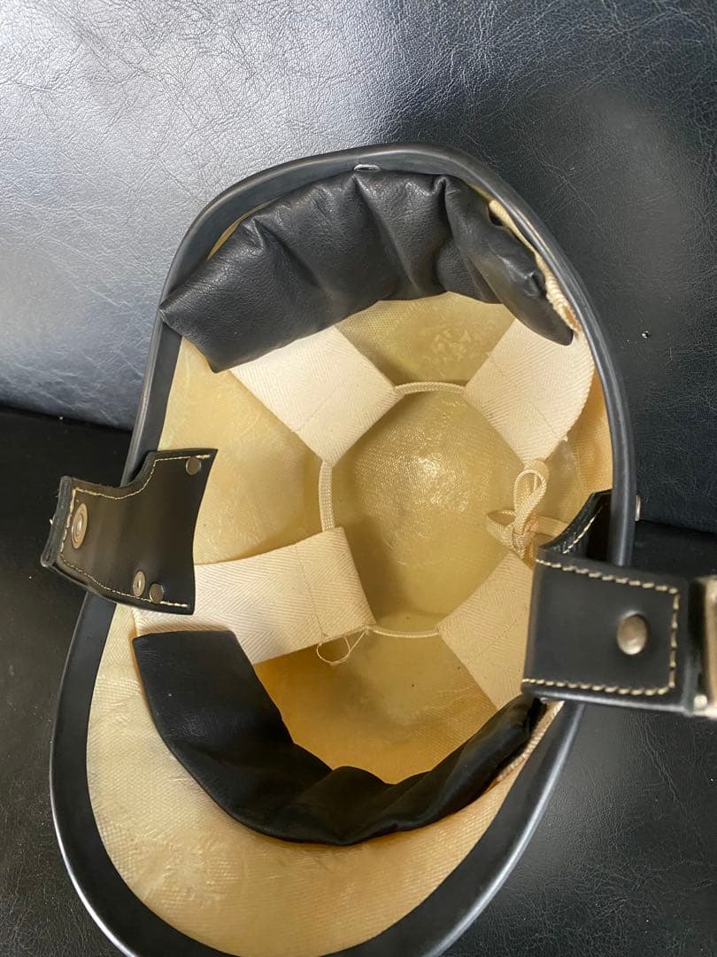 ハードリードライバブルヘルメット