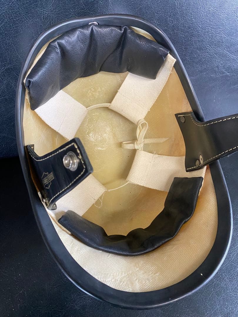 ハードリードライバブルヘルメット