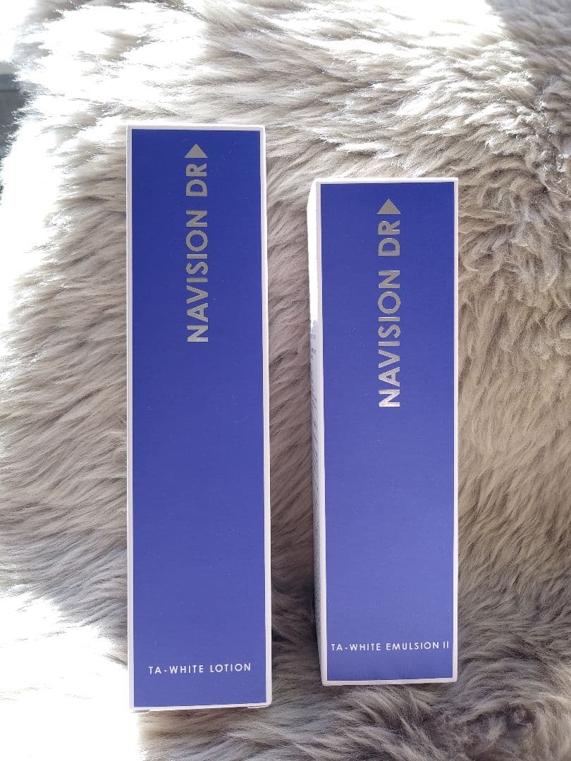 資生堂　ナビジョン　ホワイトローション　エマルジョン（しっとり）