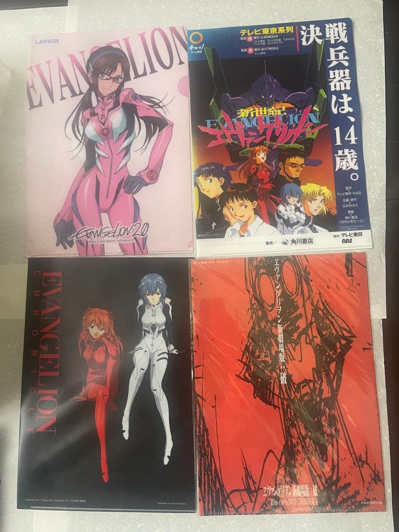 週刊エヴァンゲリオン　クロニクル　1〜50巻、フィギュアほか